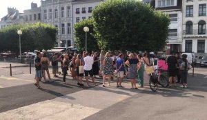 Jour après jour, ce rassemblement contre le pass sanitaire place Foch a grossi