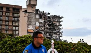 Floride : un immeuble de 12 étages s'effondre, les autorités sans nouvelles de 99 personnes