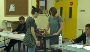 Législatives : ouverture d'un bureau de vote à Besançon