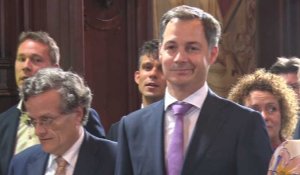 Le Premier ministre Alexander De Croo ne chante pas "Le Lion des Flandres"