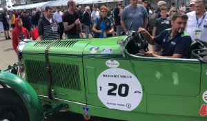 VIDÉO. Les belles voitures sont à portée de main lors des préparatifs du Mans Classic 2022