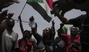 Après une journée sanglante, les forces soudanaises repoussent à nouveau les manifestants violemment