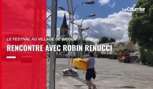 VIDÉO. Robin Renucci se déclare « amoureux » du Festival au village de Brioux