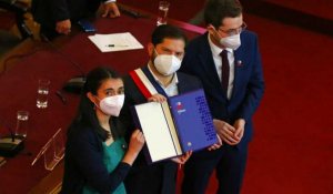Constitution au Chili : le projet final remis au président, référendum en septembre