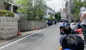 Japon: images devant la maison à Tokyo de l'ex-Premier ministre assassiné Shinzo Abe