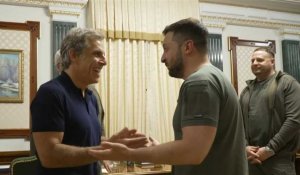 L'acteur américain Ben Stiller rencontre Zelensky à Kiev