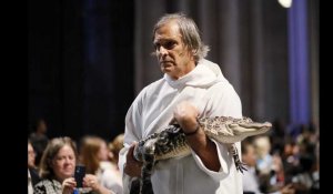 VIDÉO. Dromadaire, hibou, serpents... Des centaines d'animaux ont été bénis à la cathédrale de New York