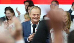 Donald Tusk : "la Pologne a gagné, la démocratie a gagné, nous les avons chassés du pouvoir !"