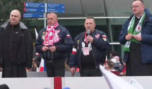 Des foules de nationalistes se rassemblent à Varsovie pour la marche du jour de l'Indépendance