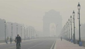 New Delhi enveloppée par un épais brouillard de pollution