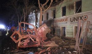 Ukraine : les Russes bombardent de Kharkiv, Kherson et Odessa