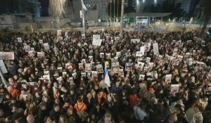 Des manifestants se rassemblent à Tel-Aviv pour exiger la libération des otages de Gaza