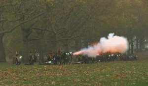 41 coups de canon à Londres pour les 75 ans de Charles III