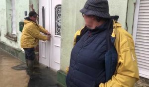 Dans la ville basse à Montreuil, retour dans la maison inondée du couple Debove