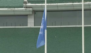 Le drapeau de l'ONU en berne à Bangkok en hommage au personnel tué à Gaza