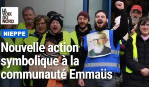 Nieppe : des bénévoles et des clients forcent le piquet de grève des compagnons d'Emmaüs 