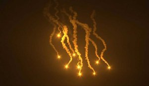 Des fusées éclairantes illuminent le ciel de Rafah
