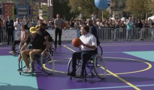 JO 2024: Macron participe à la Journée paralympique à Paris