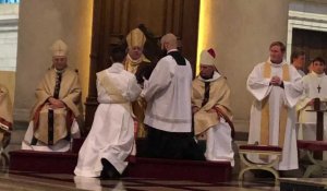 Arras : ordination d'un prêtre à la cathédrale 