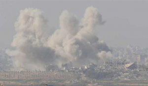 Des explosions secouent le nord de Gaza, vues depuis la ville israélienne de Sdérot