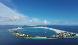 Les Maldives, menacées par la montée des eaux, parient sur la réhabilitation