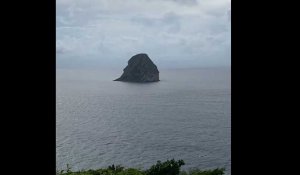 Transat: Carte postale de la Martinique J-1, Le Diamant, son rocher, son mémorial 