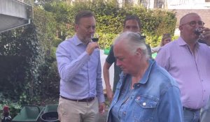 Saint-Omer : le maire et les élus font les vendanges