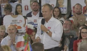 Pologne : dernier rassemblement de la Coalition civique de Tusk à l'approche des élections