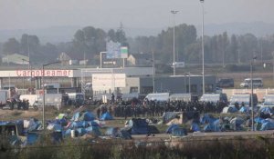 Demantelement du camp de migrants de la Turquerie à Calais