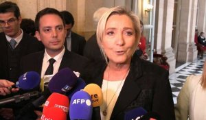Loi immigration : "nous allons voter ce texte" (Le Pen)