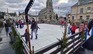 A Ribécourt-Dreslincourt, la patinoire de Noël est le rendez-vous des ados