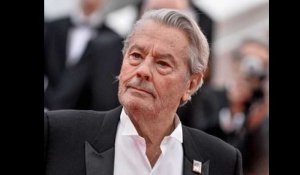 Santé d’Alain Delon : Anthony Delon dépose une main courante contre sa soeur Anouchka