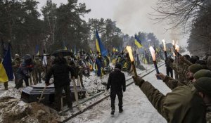 En Ukraine, un bref répit pour enterrer les morts après les bombardements russes