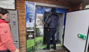 À Pont-Audemer, un distributeur automatique de lait cru est installé
