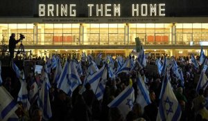 Des manifestants israéliens à Tel Aviv appellent à des élections anticipées