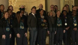 Handball: les Françaises championnes du monde reçues à l'Élysée