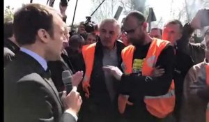 Le face à face courageux entre Emmanuel Macron et les employés de Whirlpool