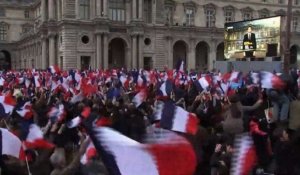 La joie des supporters d'Emmanuel Macron au Louvre