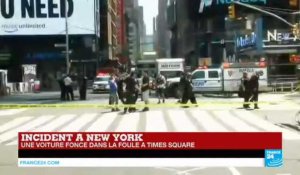 URGENT - Au moins 1 mort  : Un camion fonce sur des piétons sur un trottoir à Times Square, New York City