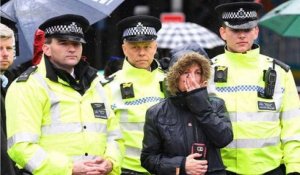 Attentat de Londres: le Royaume-Uni se fige dans le silence