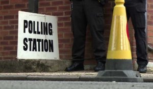 Royaume-Uni: ouverture des bureaux de vote
