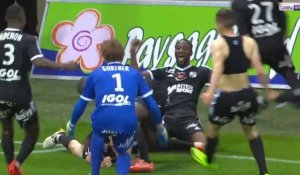 Football : Amiens marque à la dernière seconde de la saison et monte en Ligue 1 (vidéo)