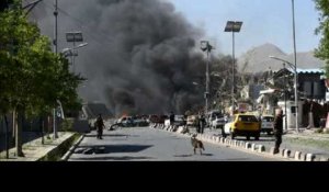 Attentat à Kaboul: nouveau bilan de 64 morts