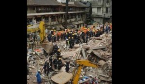 Inde: un immeuble s'effondre et fait 33 morts