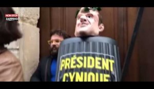 Emmanuel Macron : des militants dans des poubelles protestent devant le siège de LREM (Vidéo)