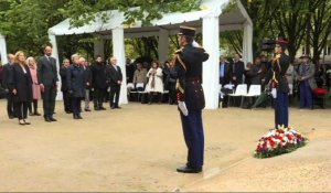 Cérémonie en hommage aux victimes du terrorisme à Paris