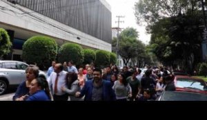 Images au moment du séisme de 7,1 à Mexico