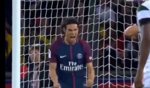 PSG : la madjer de Cavani face à Saint-Étienne enflamme le stade