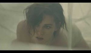 Kristen Stewart sexy dans la nouvelle pub Chanel (vidéo)