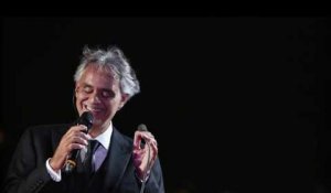 Le ténor italien Andrea Bocelli hospitalisé d'urgence